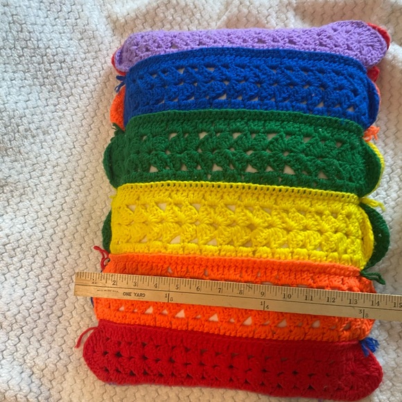 Vintage handmade crochet pride rainbow pillow case with pillow retro homemade - Picture 4 of 7